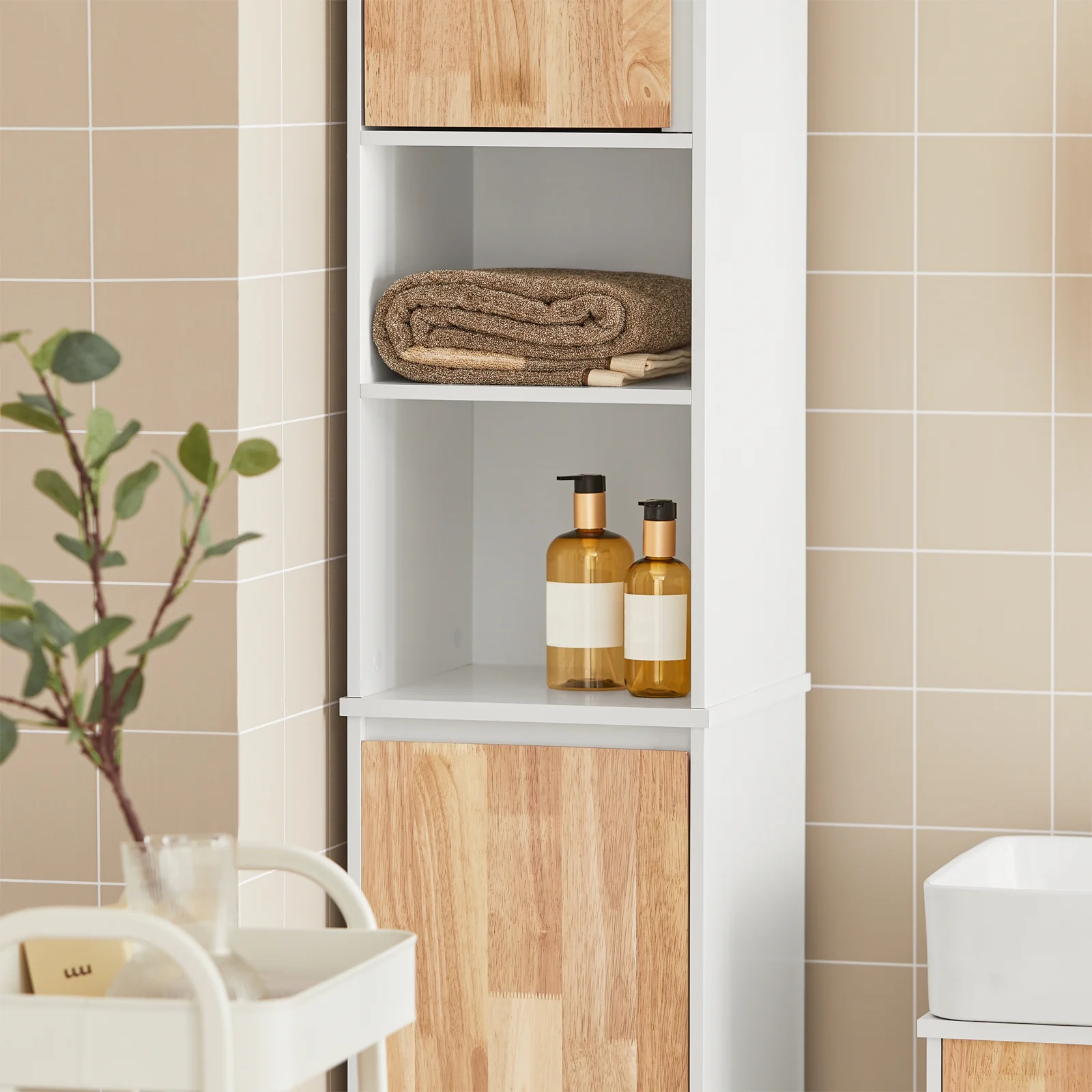 SoBuy BZR74-W Mueble Columna de Baño con 1 Cesto para Ropa Sucia Natural y Blanco - Image 9