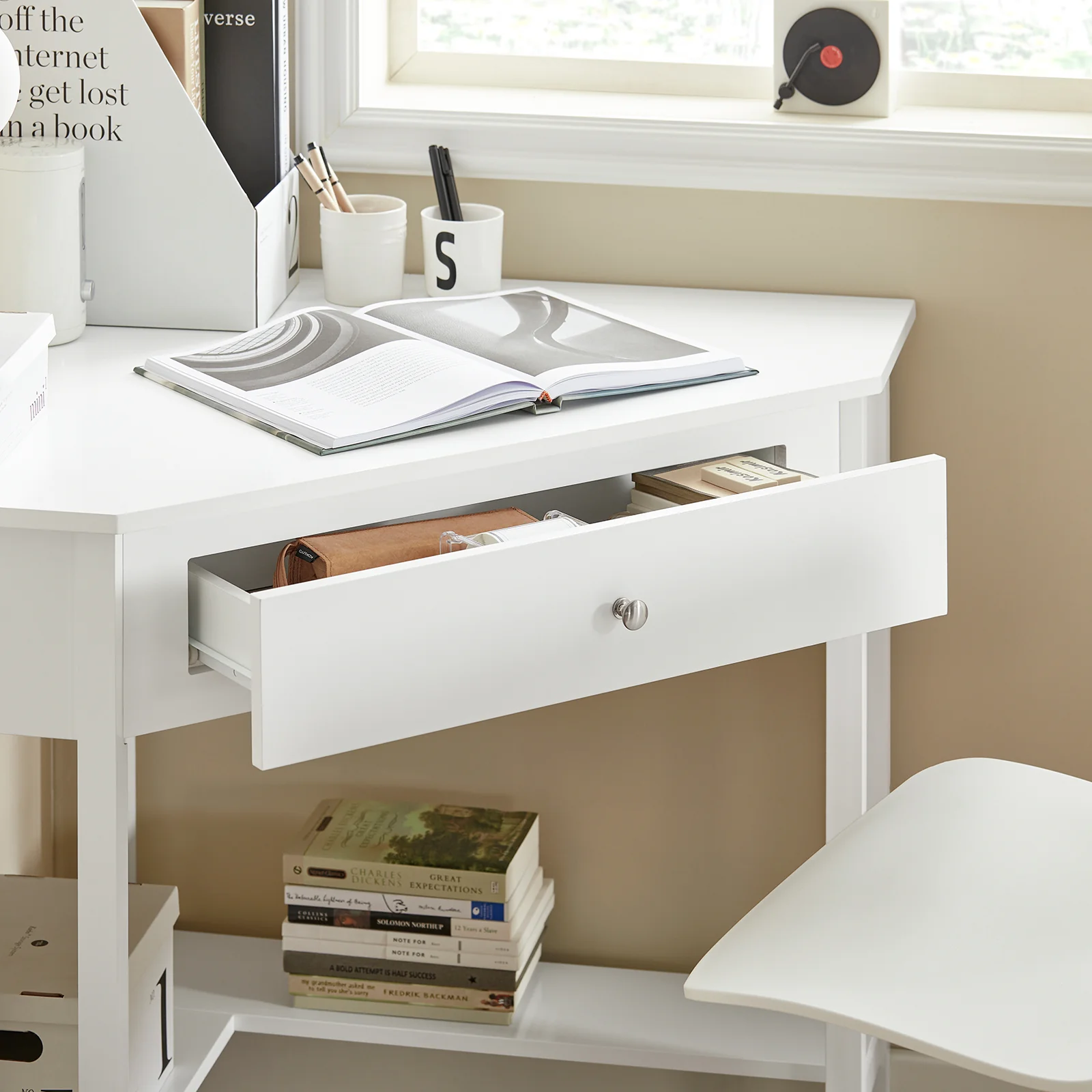 SoBuy FWT31-W Mesa de escritorio Con un cajón - Image 6