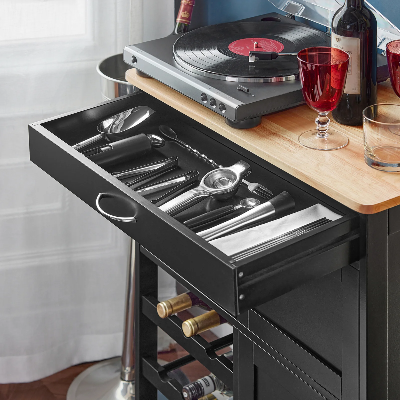 SoBuy FKW45-SCH Carrito de Cocina con 3 Puertas y 1 cajón Negro - Image 6