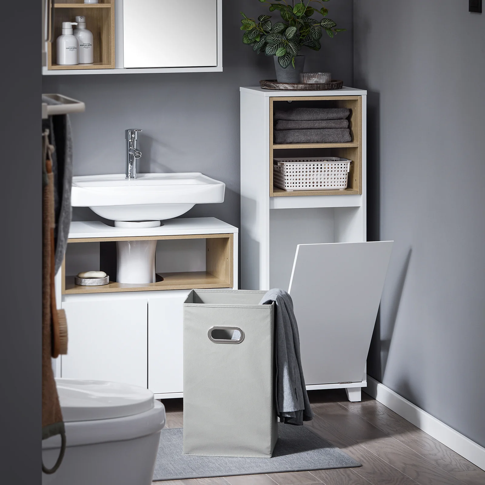 SoBuy BZR146-W Armario de Suelo para Baño con 2 estantes y 1 Cesto para Ropa Sucia Blanco - Image 2