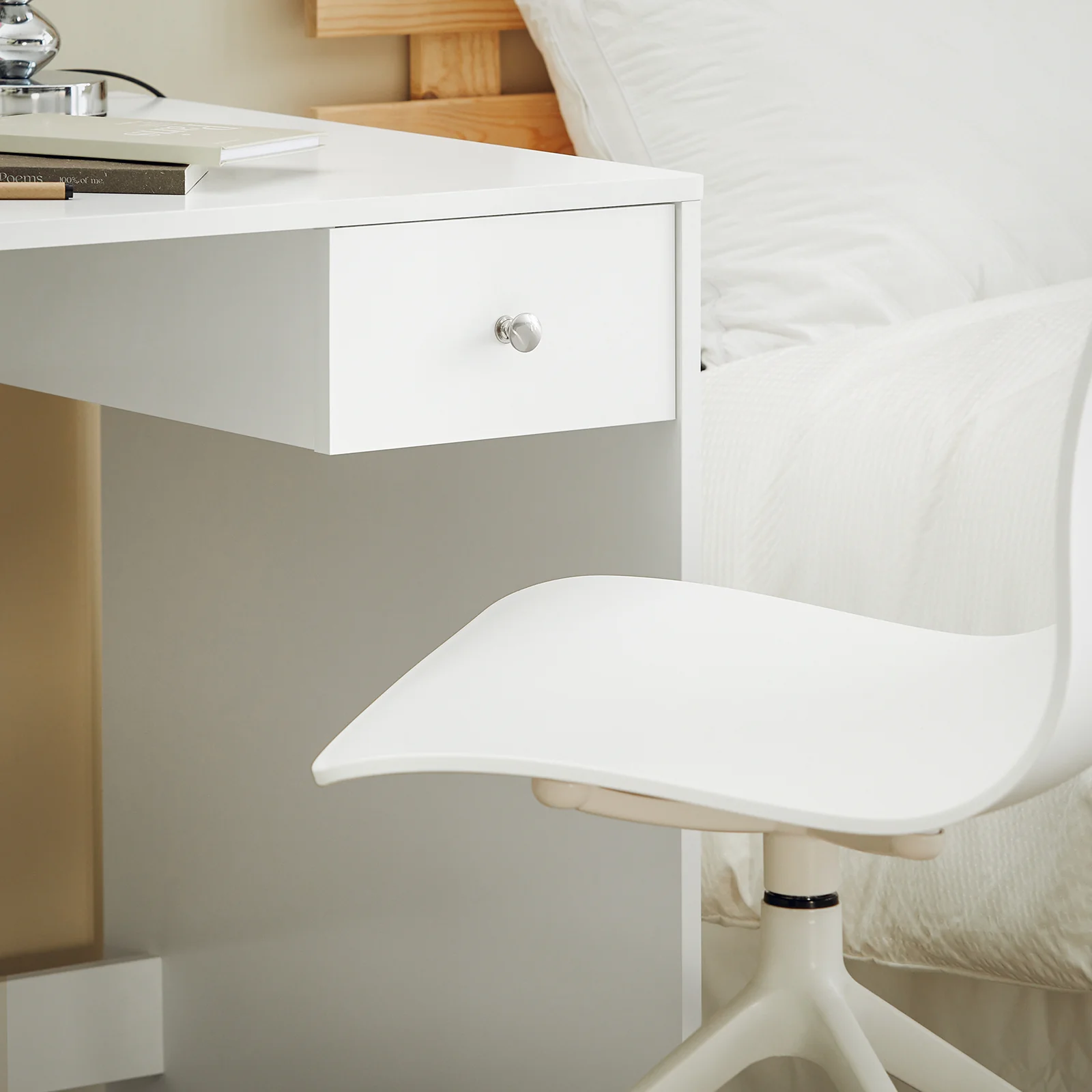 SoBuy FWT35-W Mesa de Escritorio con un cajón y 4 estantes - Image 7