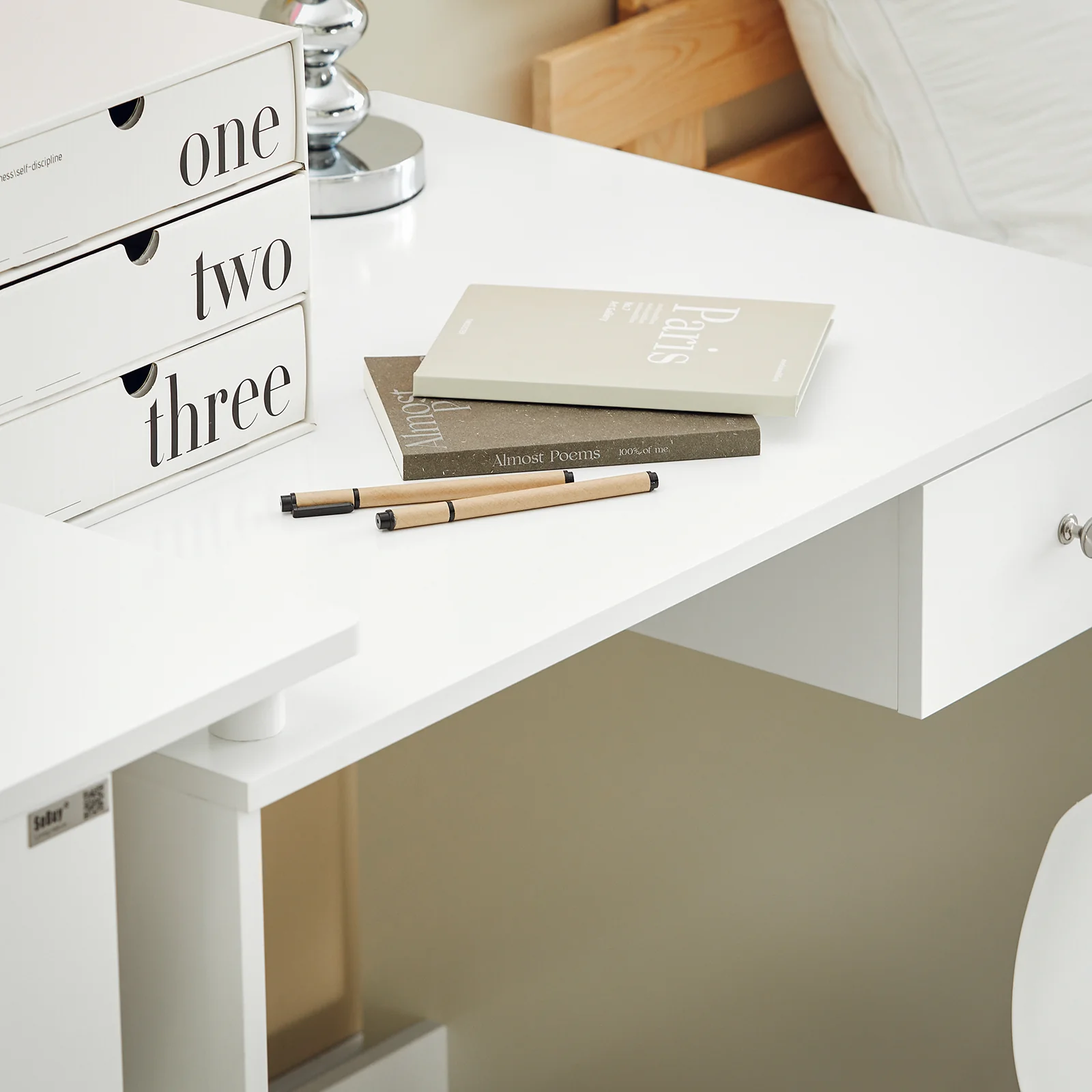 SoBuy FWT35-W Mesa de Escritorio con un cajón y 4 estantes - Image 8