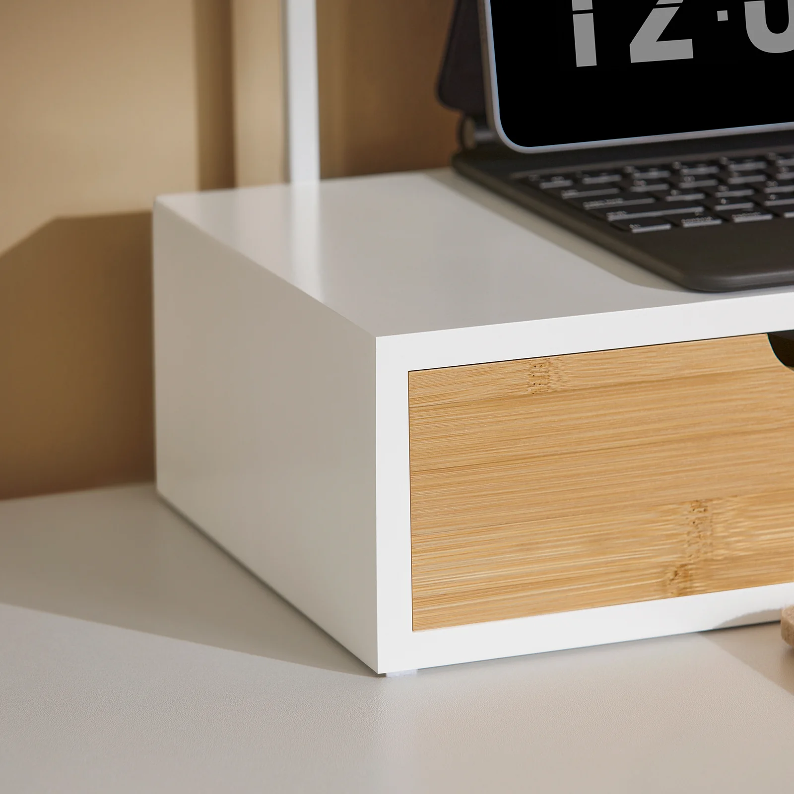 SoBuy BBF11-WN Soporte para monitor con 3 cajones Blanco y Natural - Image 6