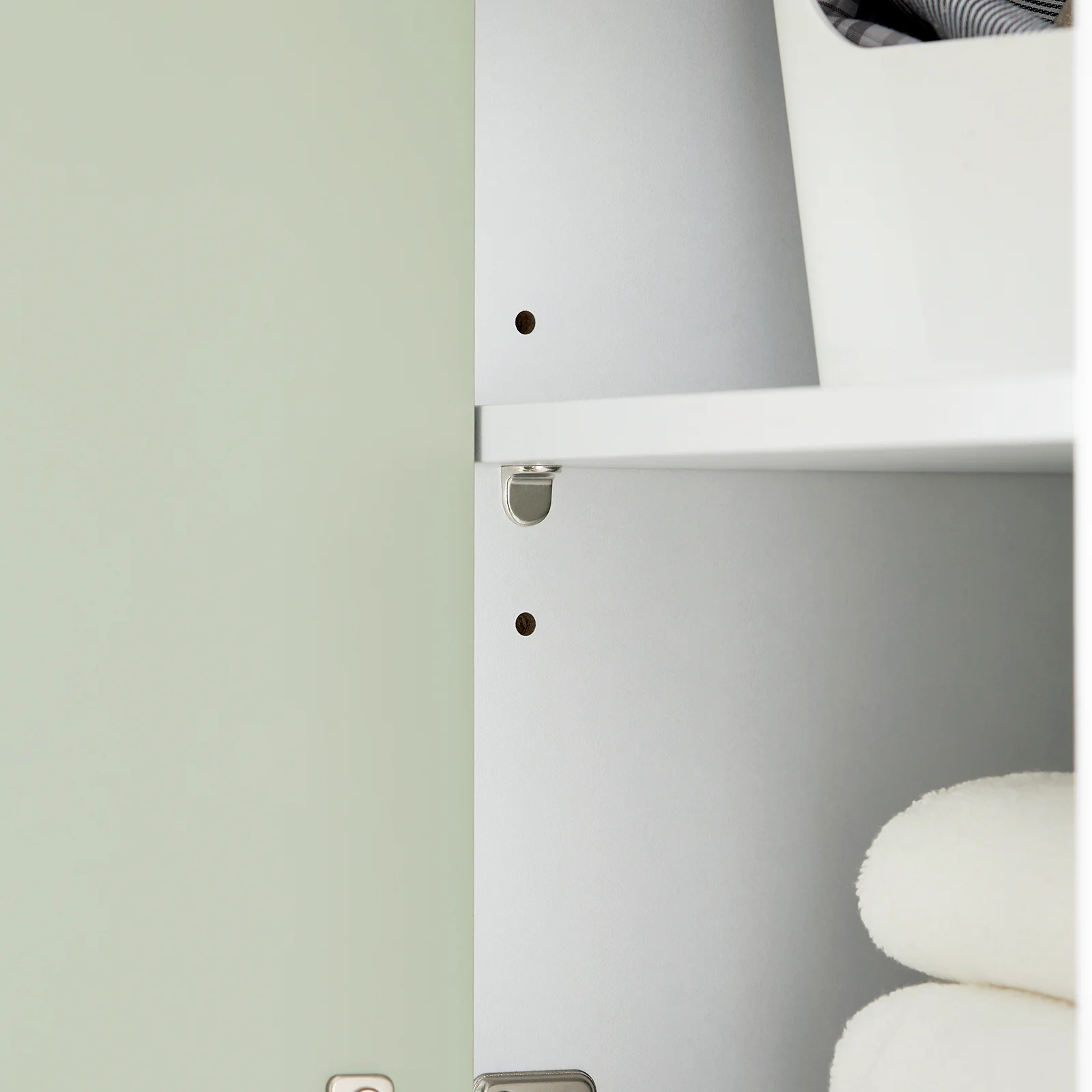 SoBuy BZR137-GR Mueble Columna de Baño con 1 Cesto para Ropa Sucia Verde - Image 7