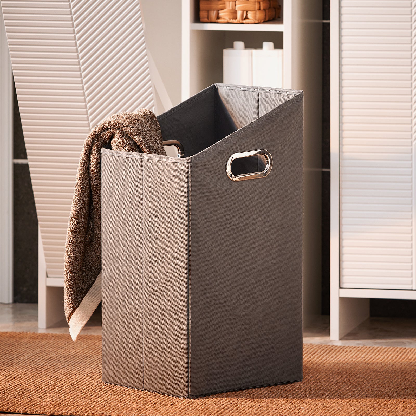 SoBuy BZR156-W Armario para Baño con 1 Cesto y 3 Compartimentos Abiertos 50 x 30 x 86 cm Blanco - Image 9