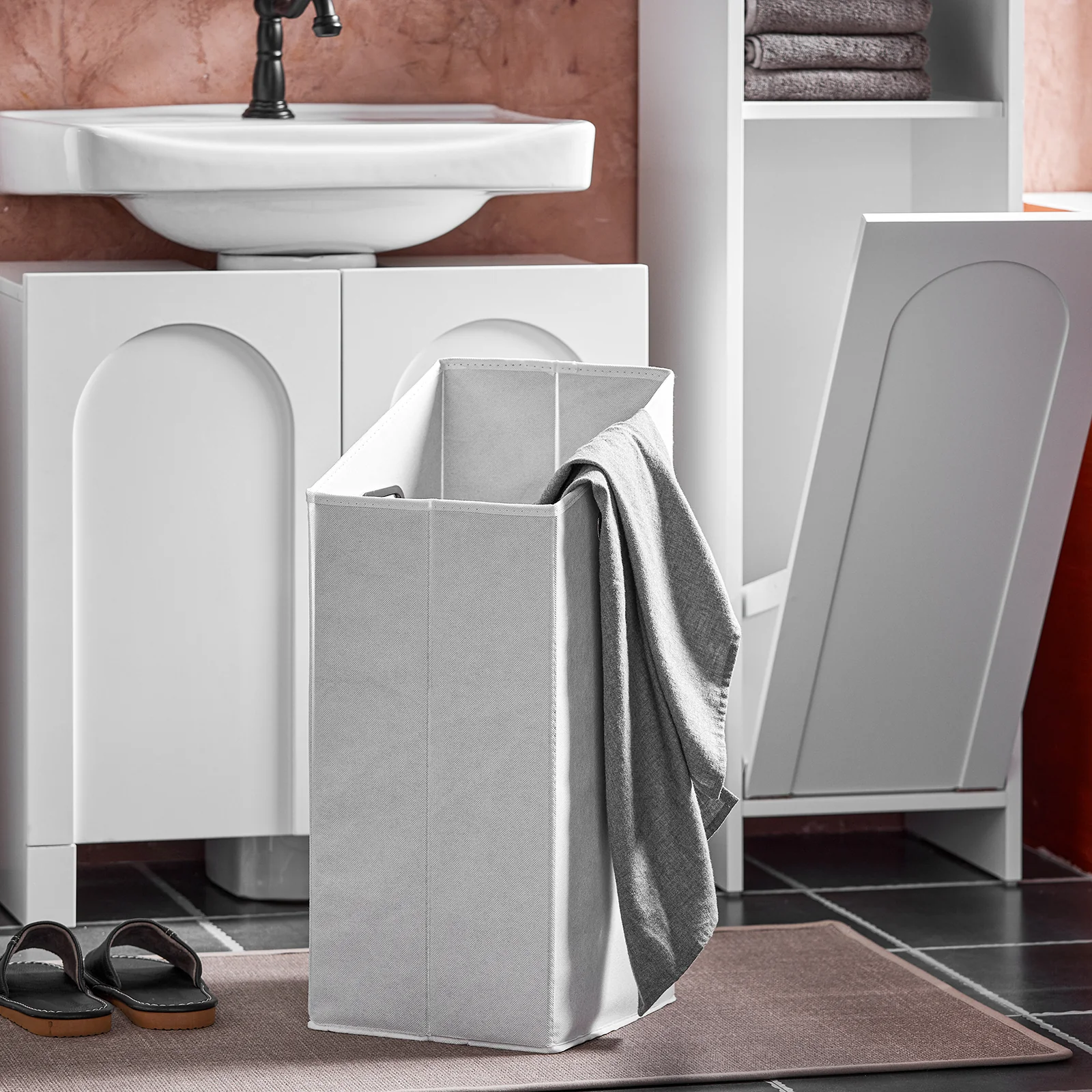 Preventa-SoBuy BZR161-W Mueble para Ropa Sucia con 1 Cesto y 1 Estante Abierto Blanco - Image 6