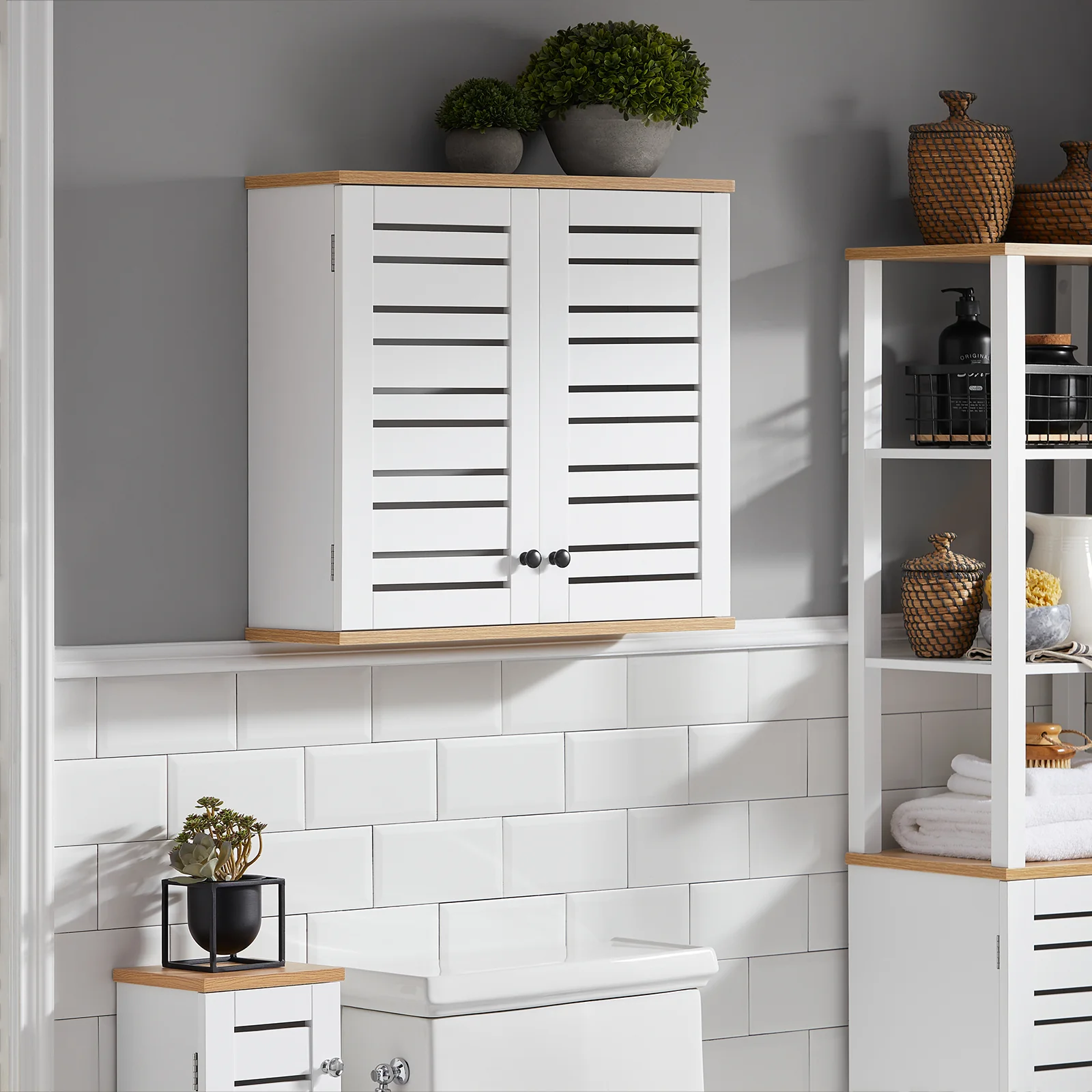 SoBuy BZR42-W Mueble de Pared con 2 Puertas Blanco - Image 5
