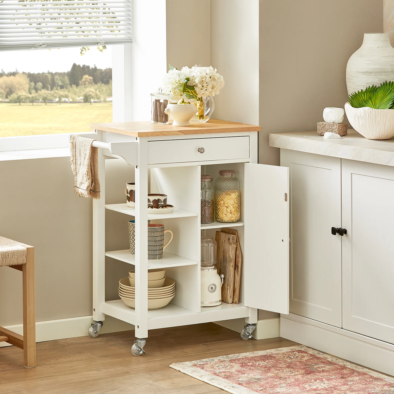 SoBuy FKW46-WN Carrito de Cocina con 3 Estantes 1 Puerta y 1 cajón - Image 5