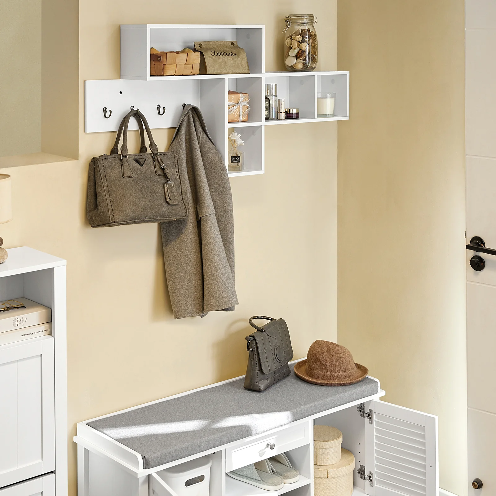 SoBuy FHK17-W Perchero de Pared con 5 Compartimentos y 4 Ganchos - Image 4
