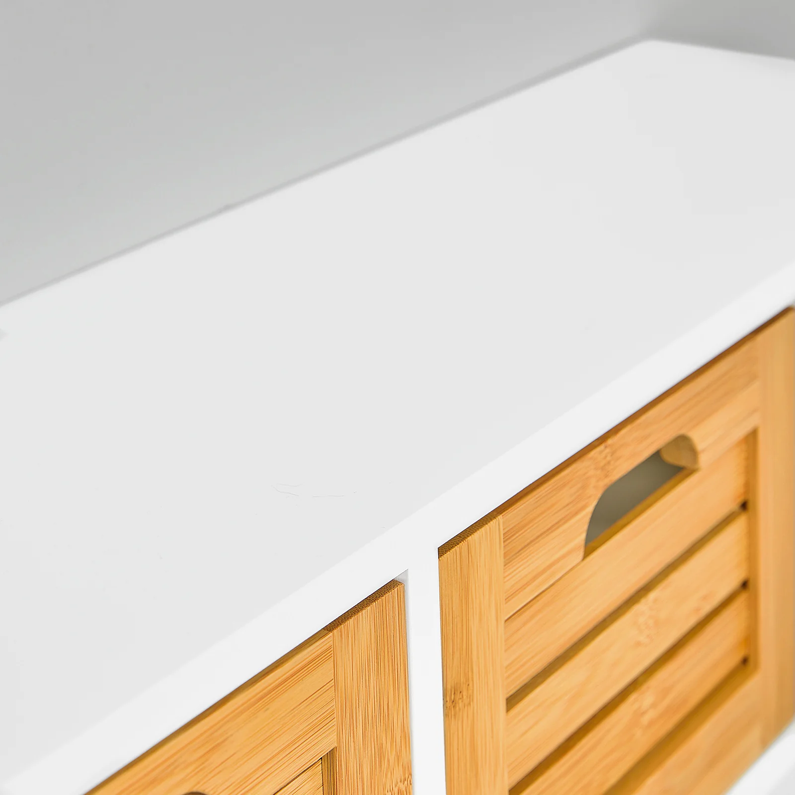 SoBuy FHK19-WN Perchero de Pared con 3 Cestas y 4 Ganchos Madera - Image 7