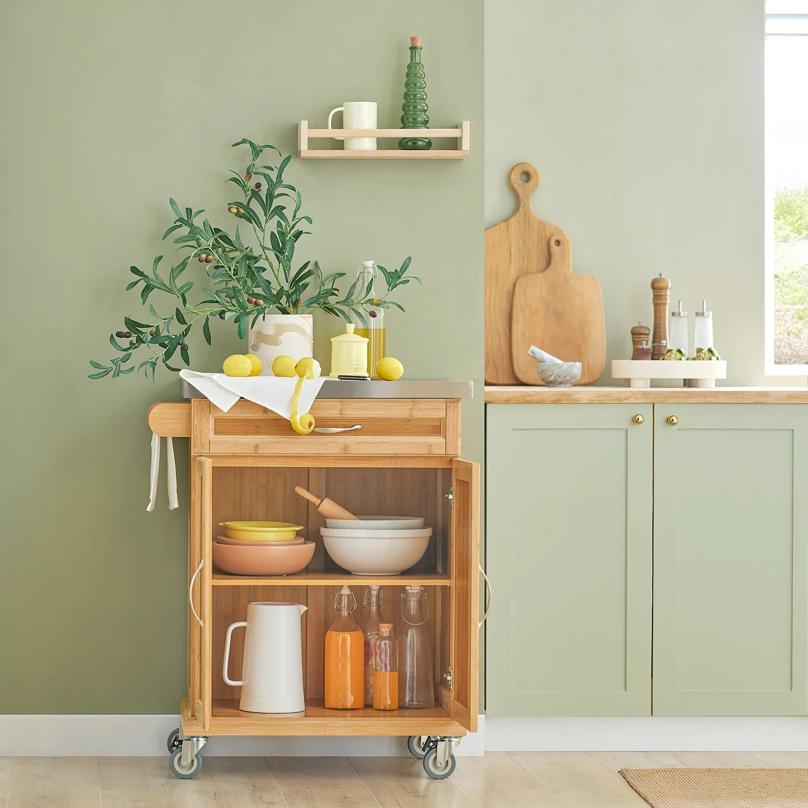 SoBuy FKW13-N Carrito de Servir con 2 Puertas y 1 cajón color madera natural - Image 9