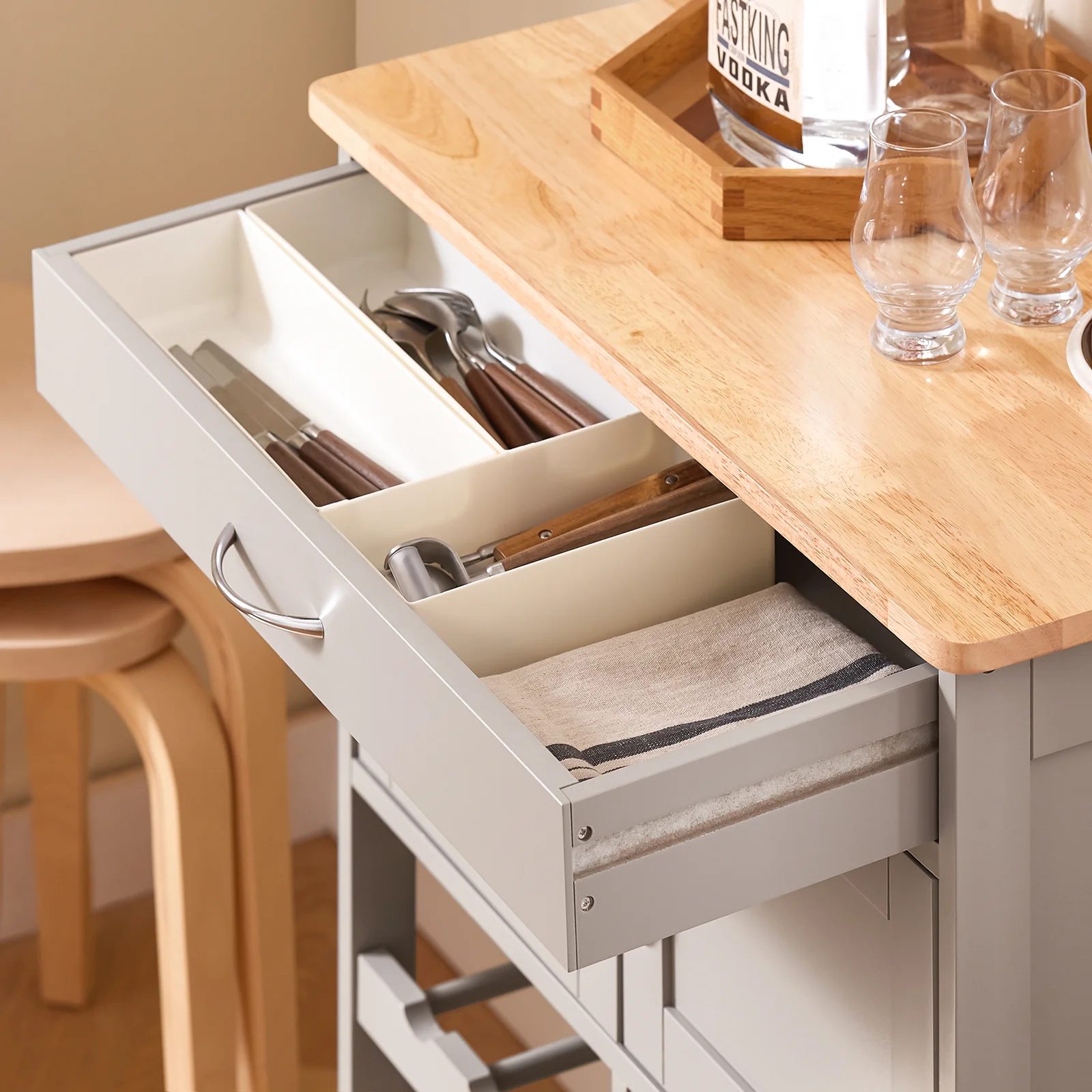 SoBuy FKW45-KA Carrito de Cocina con 3 Puertas y 1 Cajón Marrón claro - Image 5