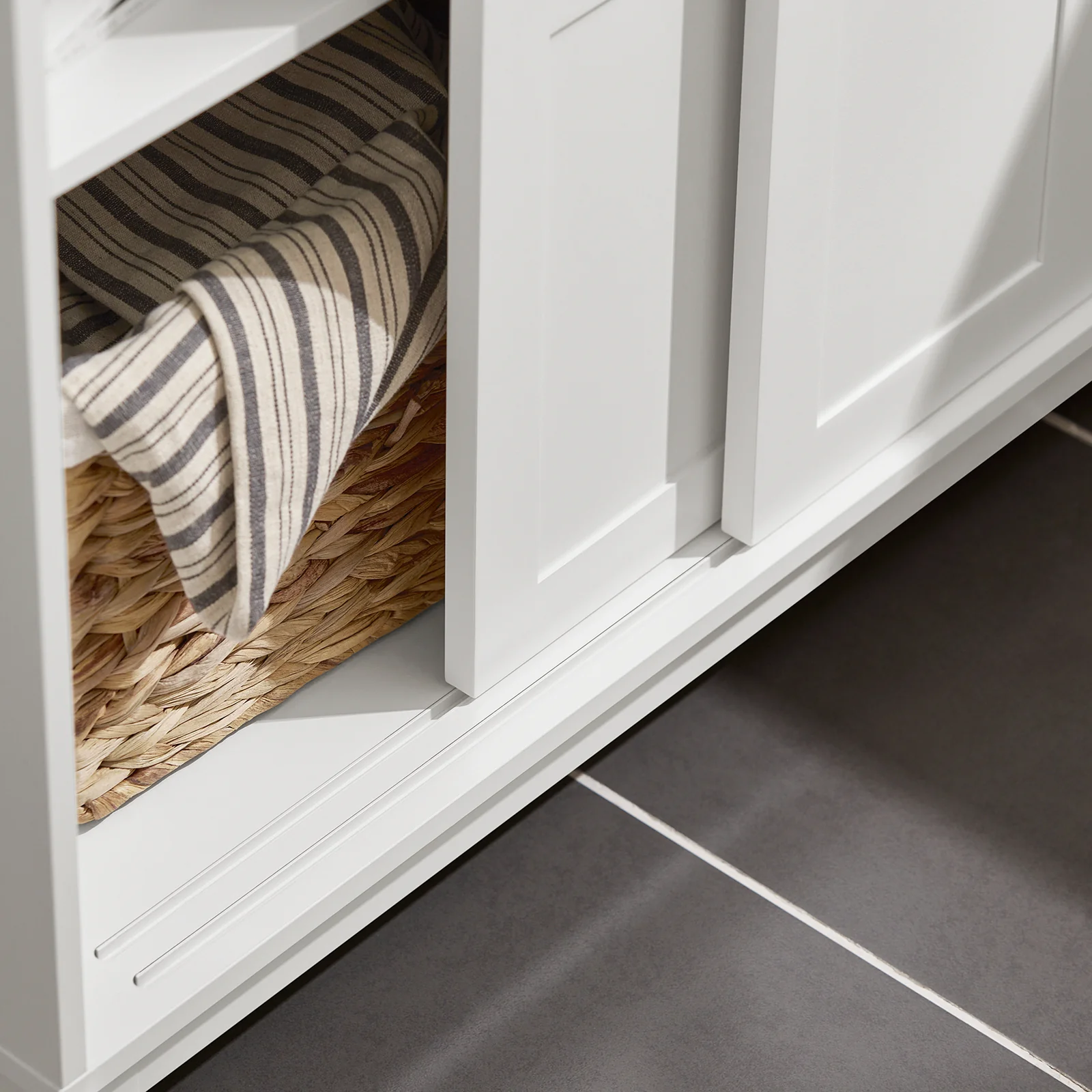 SoBuy FSB84-W Aparador recibidor con 2 cajones y 2 Puertas Blanco 80 x 40 x 85 cm - Image 7