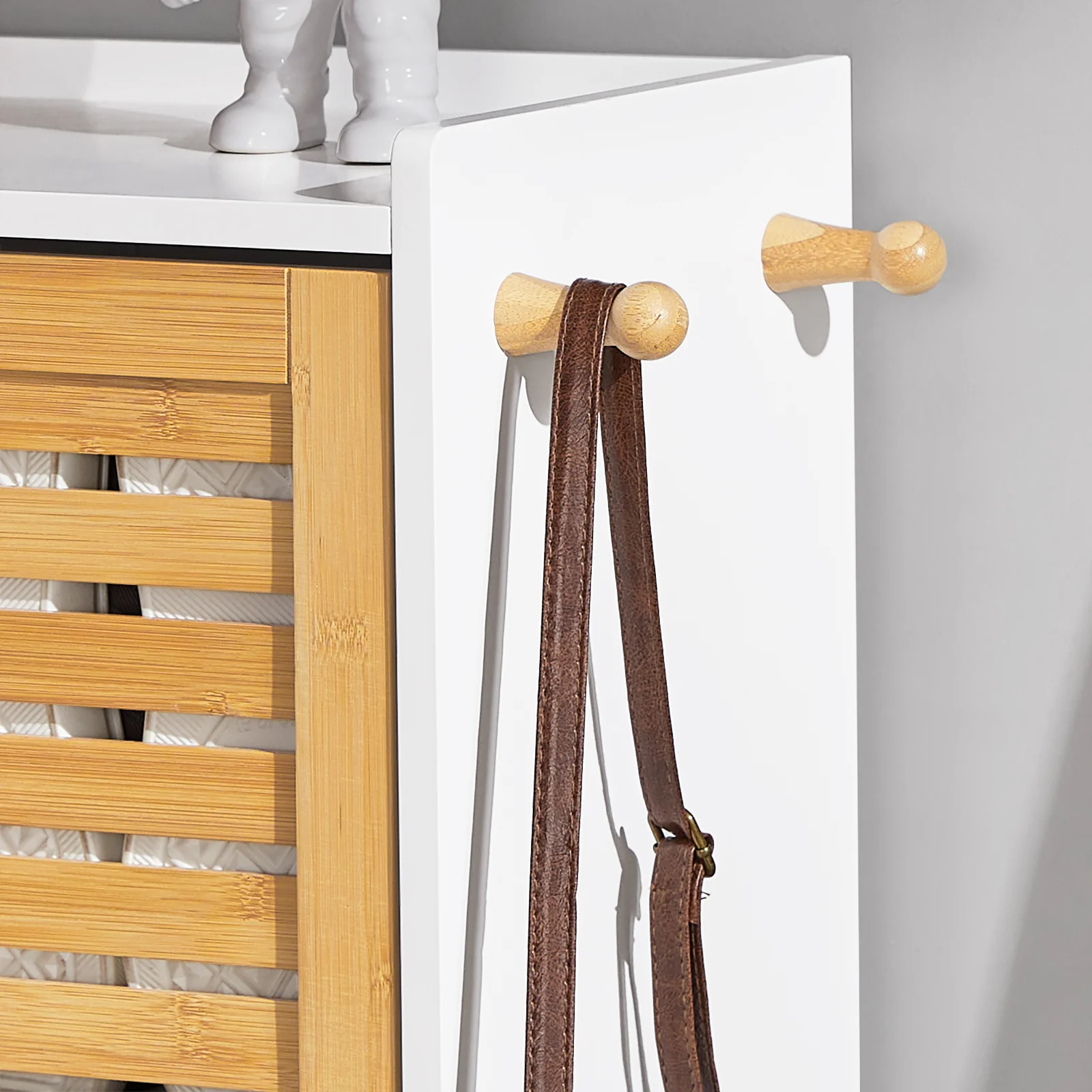 Preventa-SoBuy FSR108-WN Zapatero con 3 solapas y 2 Ganchos Blanco/Madera - Image 5
