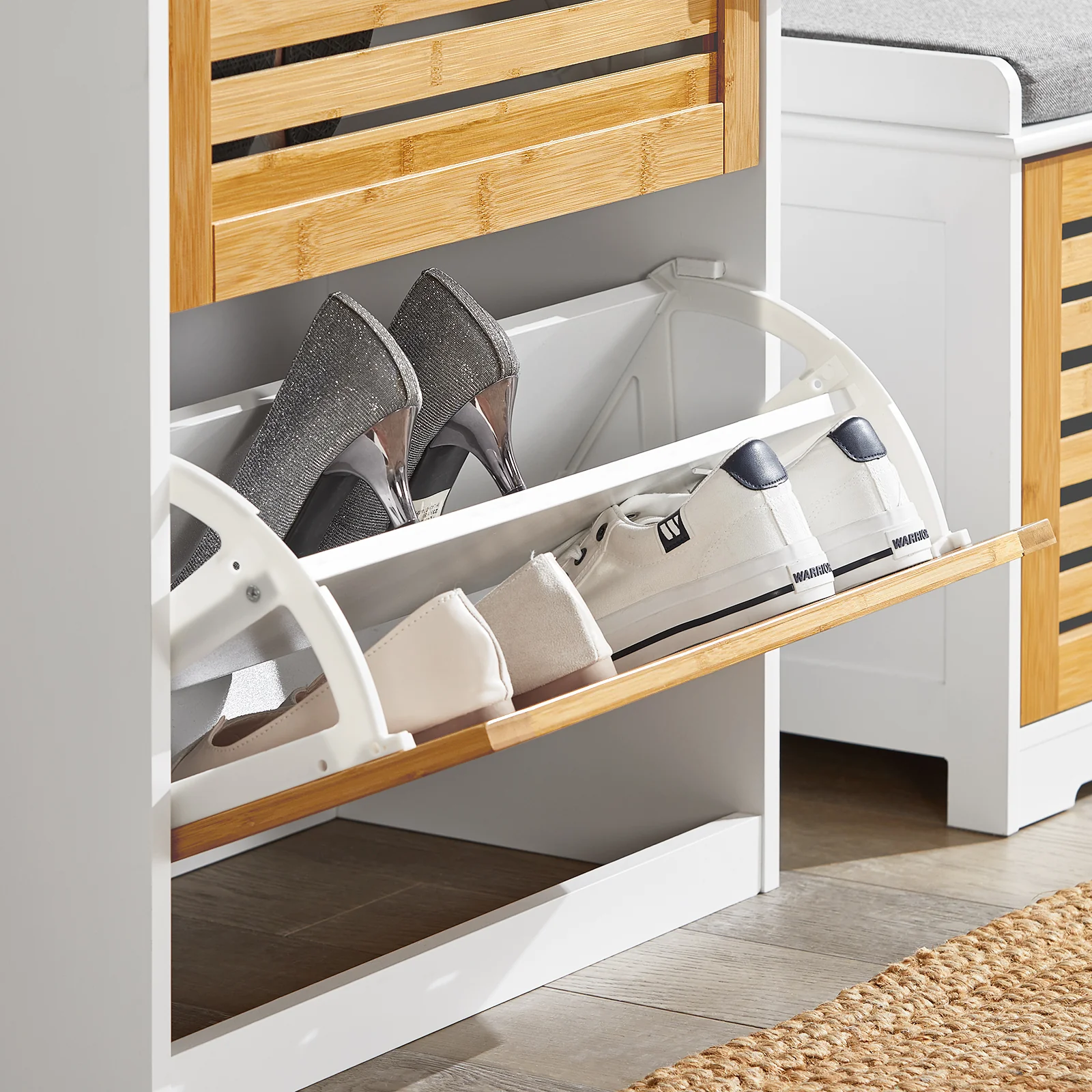 Preventa-SoBuy FSR108-WN Zapatero con 3 solapas y 2 Ganchos Blanco/Madera - Image 7