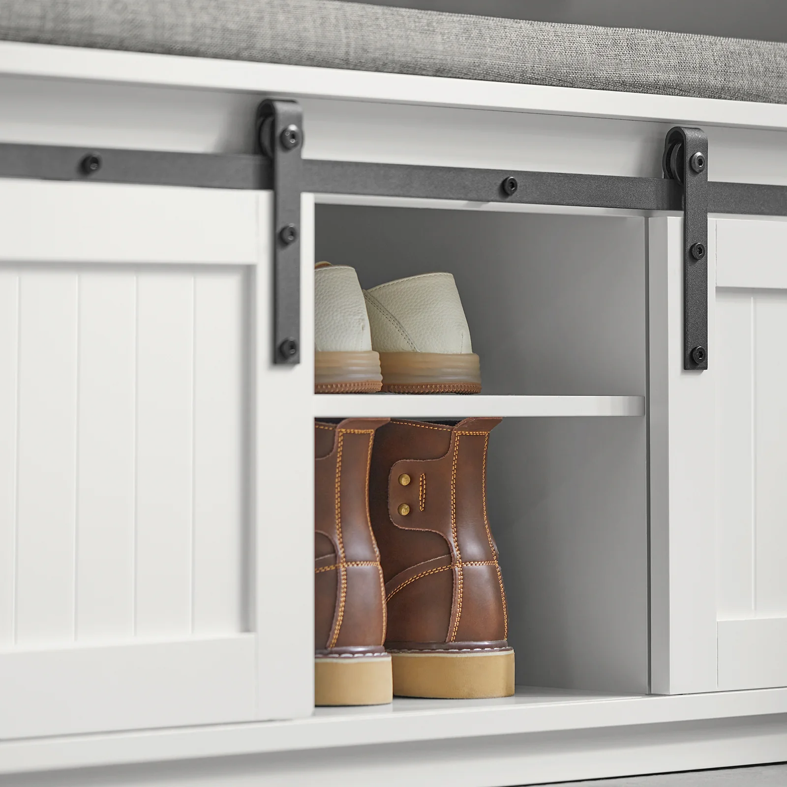 SoBuy FSR133-W Banco Zapatero con Puerta corrediza de Granero - Image 9