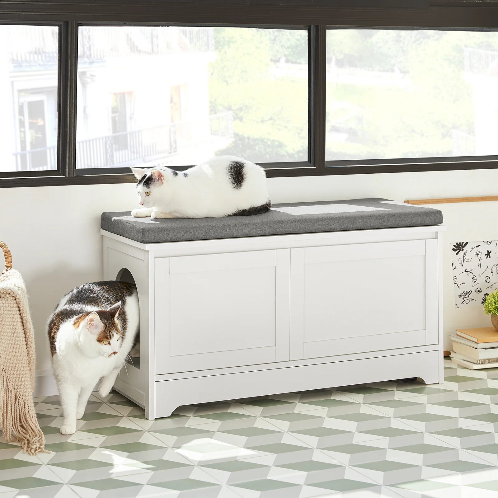 SoBuy FSR136-W Banco Casa de madera para Gatos con 2 Puertas y 3 Boles incorporados 90 x 36 x 44 cm - Image 4