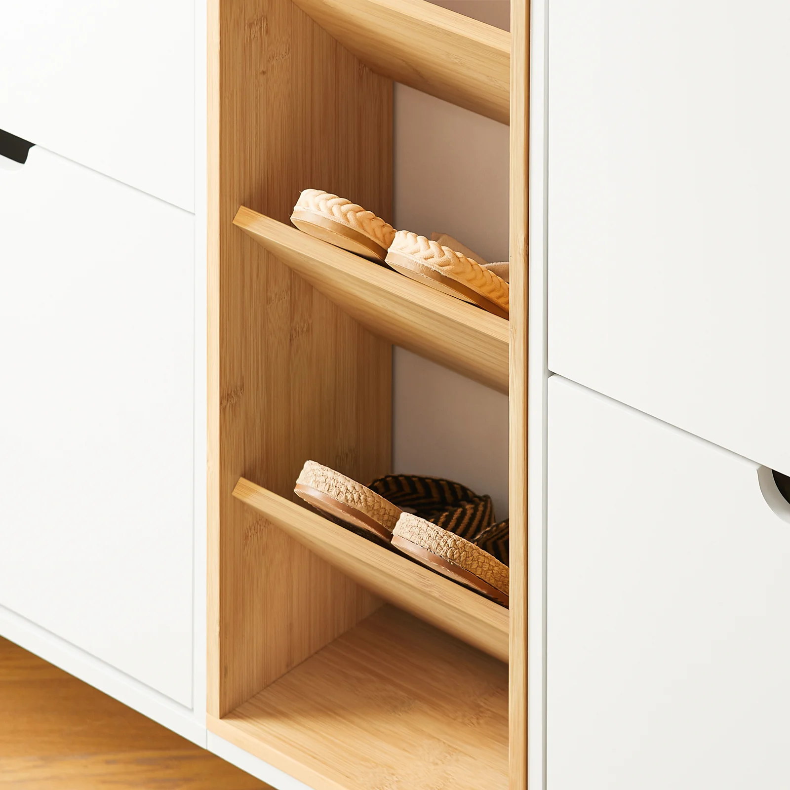 SoBuy FSR183-WN Zapatero con 4 Puertas y 3 Compartimentos Abiertos Blanco Madera - Image 6