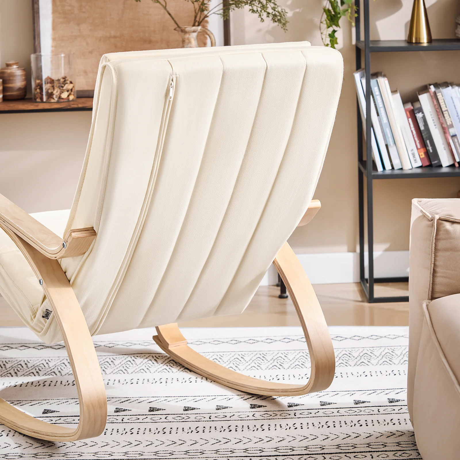 SoBuy FST16-W Sillón Mecedora Tumbona con Reposapios Ajustable Beige - Image 6