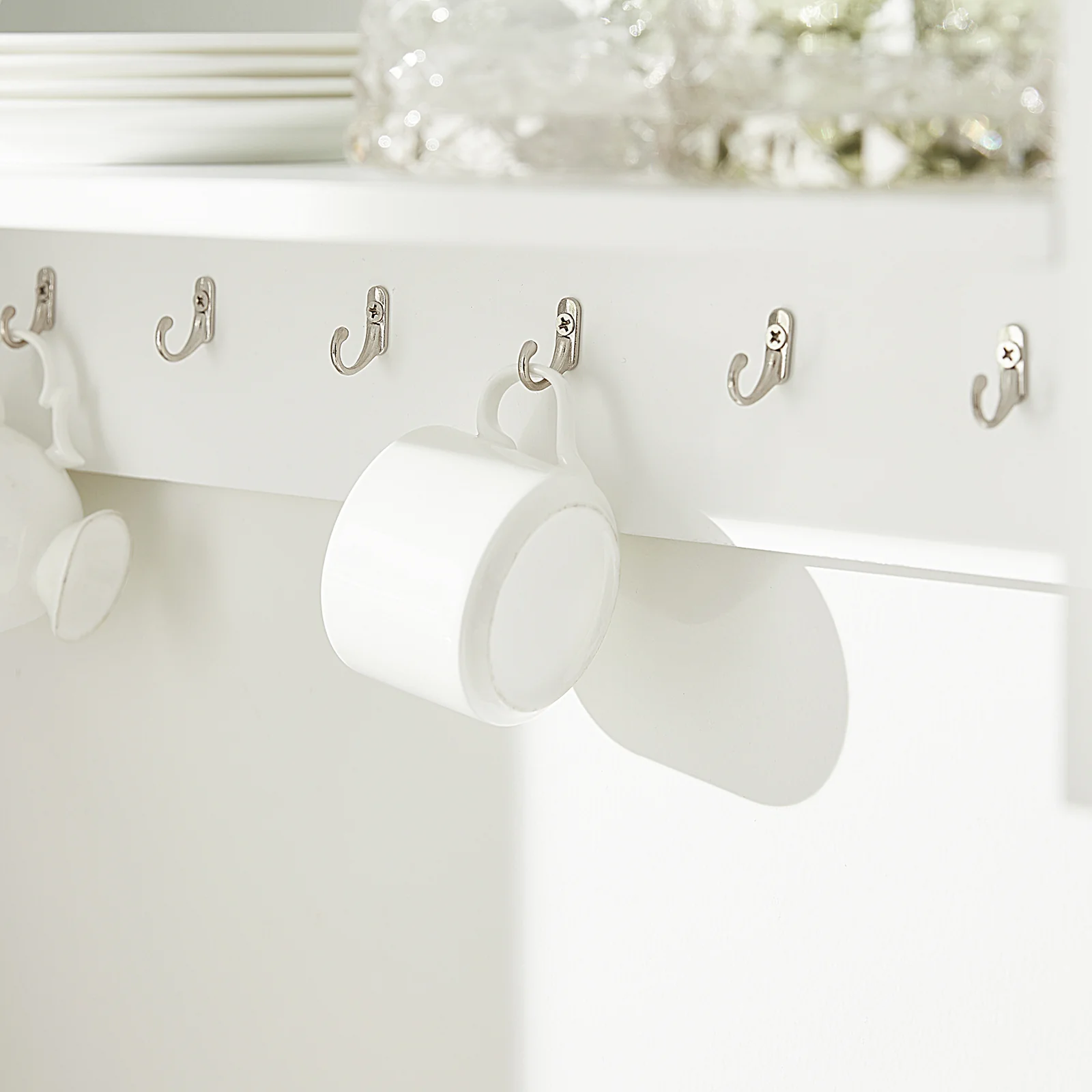 SoBuy KCR09-W Estante de Pared con 1 Estante Adicional y 7 Ganchos - Image 7