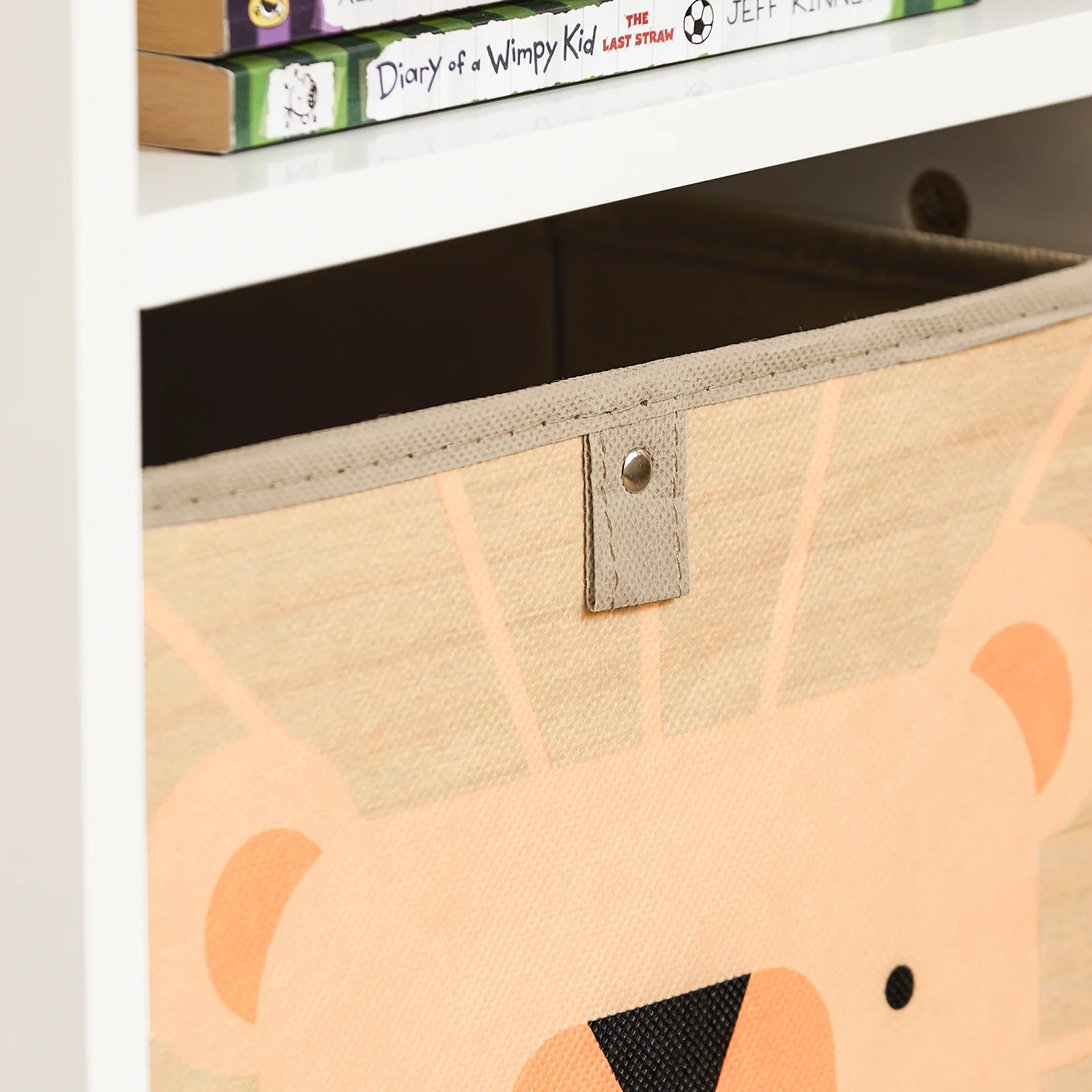SoBuy KMB113-W Set de Mesa Infantil con 2 Sillas con 2 Cajas Blanco - Image 9