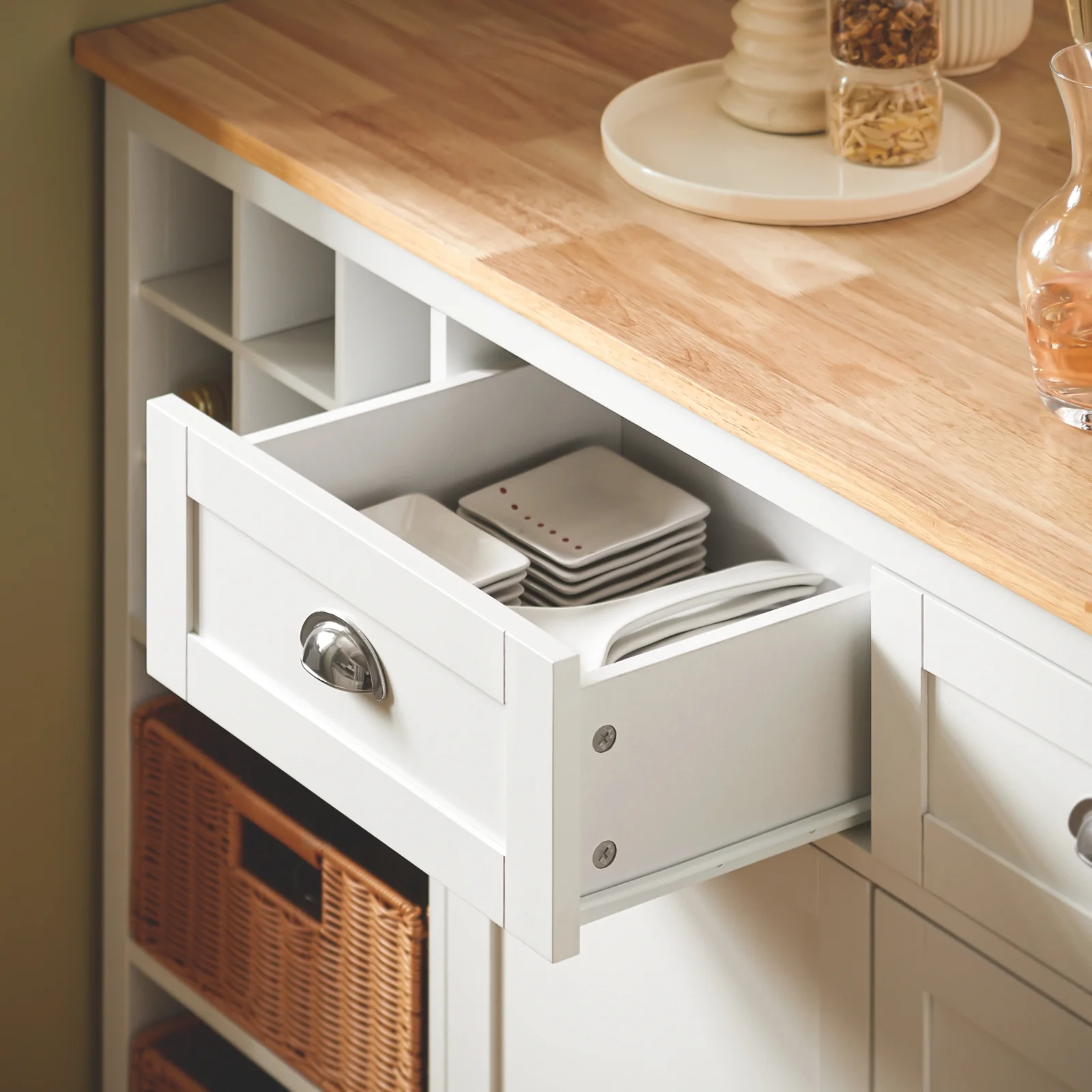 SoBuy KNL05-W Aparador de Cocina 120cm con 2 Cestas Ratán y Vinoteca Blanco - Image 8