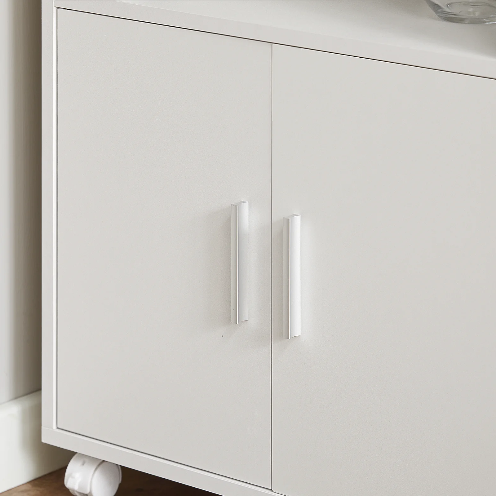 SoBuy FRG241-W Aparador para microonda con 2 puertas y 1 estante - Image 8