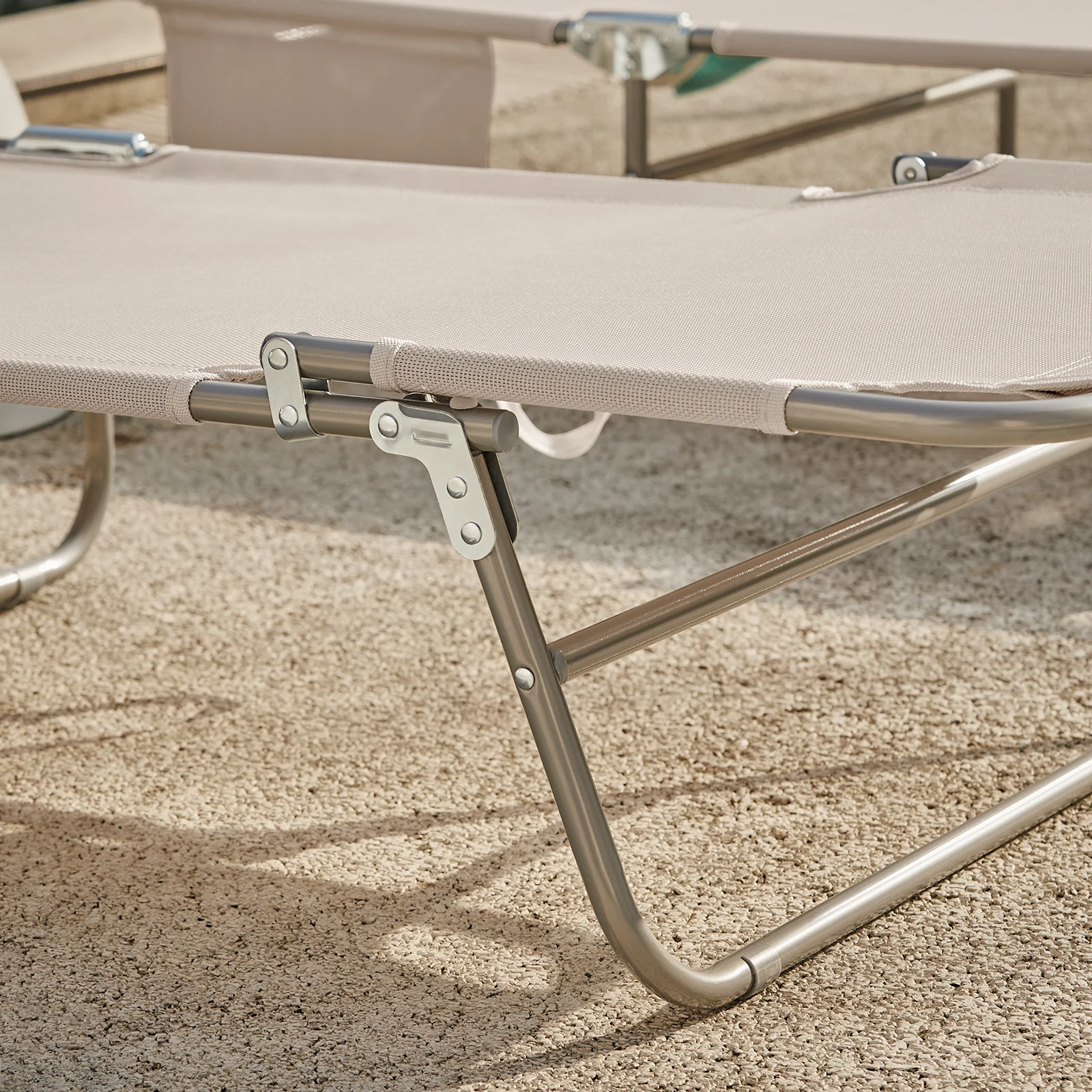SoBuy OGS48-MI Tumbona Plegable con Respaldo Reclinable y Parasol - Image 7