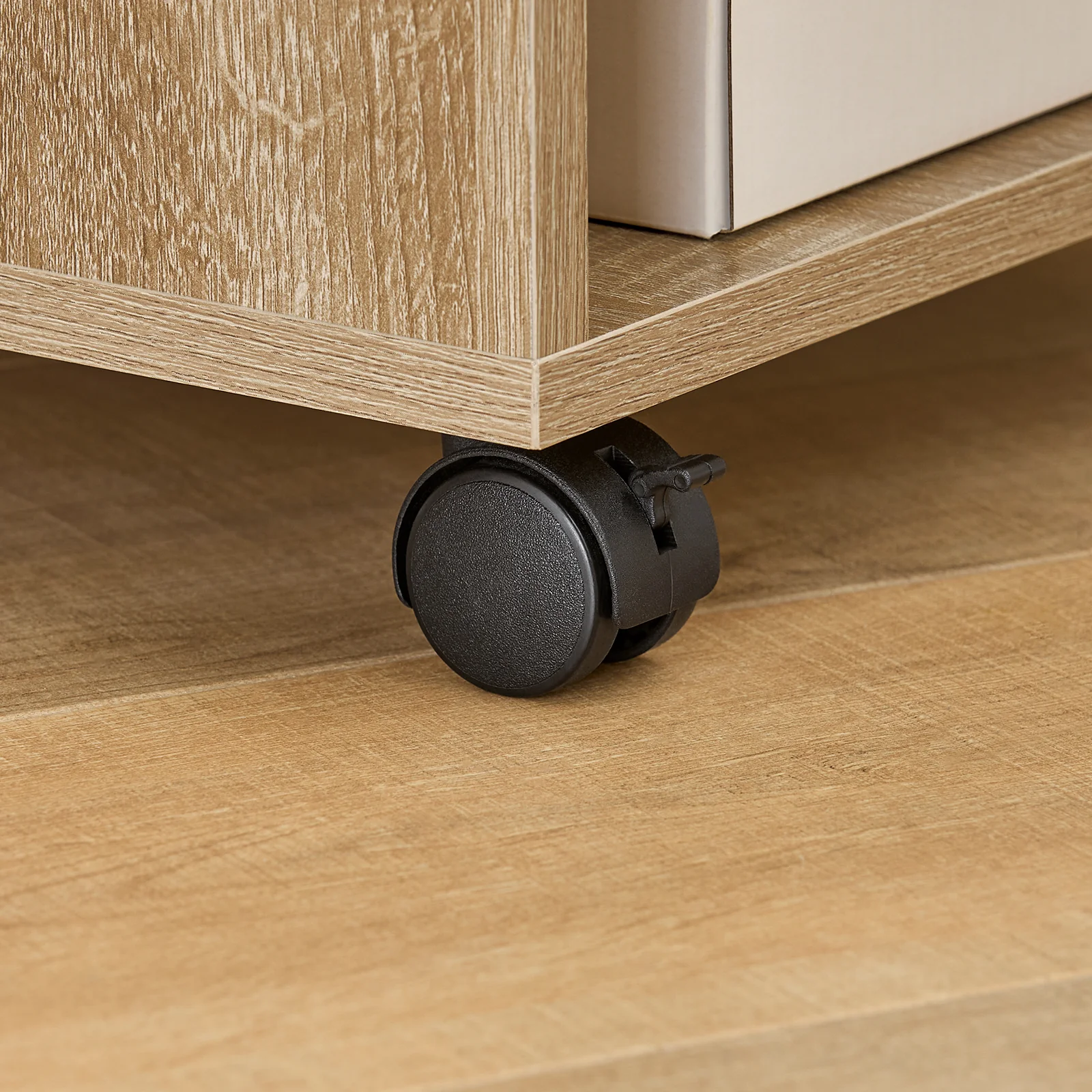 SoBuy FBT34-N Mesa Auxiliares de Salón con 4 Ruedas y 2 Estantes Madera Natural - Image 9